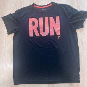 Old Navy Black and Orange Short Sleeve Tee Size Large